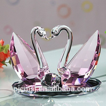 colorful crystal swan for weeding gifts or souvenir